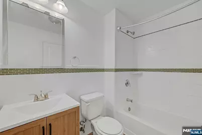 251 Berry Street 251 #251, Hackensack, NJ 07601 - Photo 16