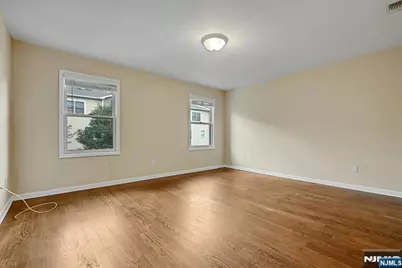 251 Berry Street 251 #251, Hackensack, NJ 07601 - Photo 4