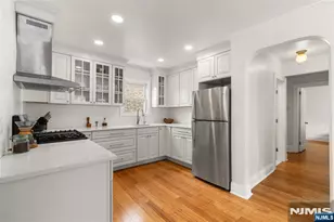 414 Saddle River Rd, Saddle Brook Township, NJ 07663 - Photo 4