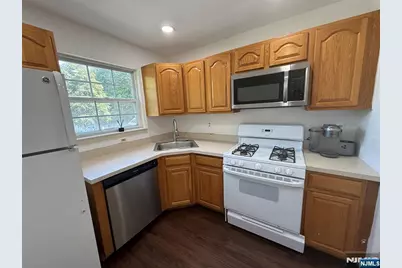1186 Richmond Road, Mahwah, NJ 07430 - Photo 8
