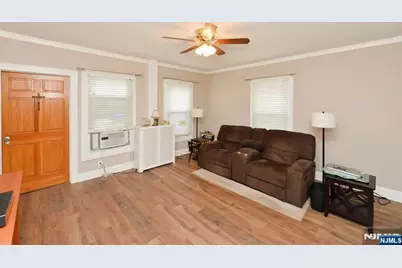 176 E Main Street, Bergenfield, NJ 07621 - Photo 12