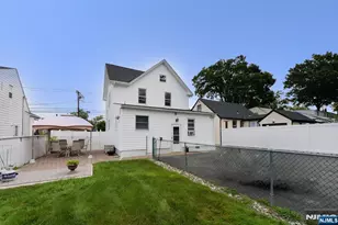 176 E Main St, Bergenfield, NJ 07621 - Photo 30