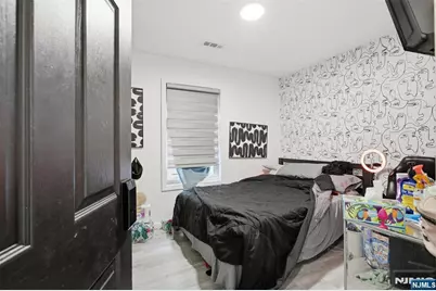 22 Breckenridge Terrace, Irvington, NJ 07111 - Photo 16