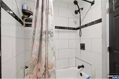 22 Breckenridge Terrace, Irvington, NJ 07111 - Photo 32