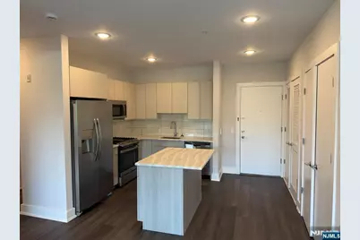 2301 Lemoine Avenue 504 #504, Fort Lee, NJ 07024 - Photo 2