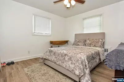 347 Forest Avenue, Paramus, NJ 07652 - Photo 18