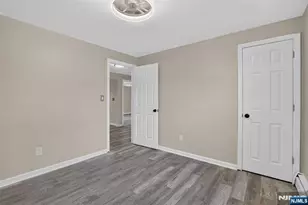 2 Riverside Ave 2, Lyndhurst Township, NJ 07071 - Photo 10