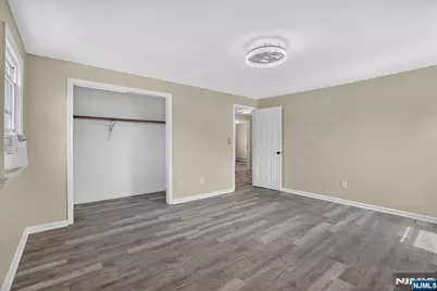 2 Riverside Avenue 2 #2, Lyndhurst Township, NJ 07071 - Photo 8