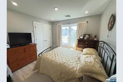 170 Mount Pleasant Avenue, Wallington, NJ 07057 - Photo 16
