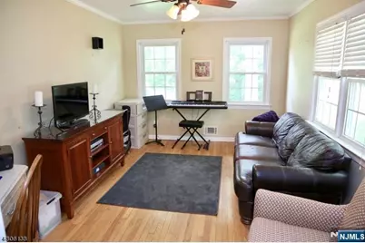 41 Beechwood Road, Florham Park, NJ 07932 - Photo 2