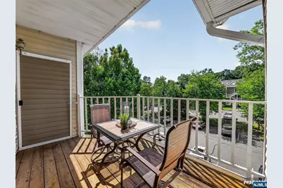 453 Poets Way, Mahwah, NJ 07430 - Photo 28