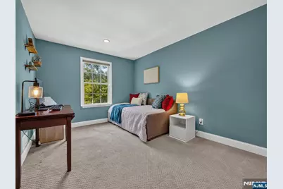 453 Poets Way, Mahwah, NJ 07430 - Photo 24