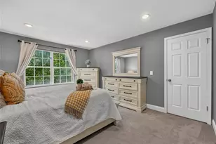 453 Poets Way, Mahwah, NJ 07430 - Photo 22