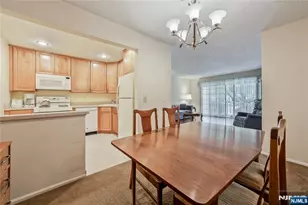 1134 Sycamore Ln, Mahwah, NJ 07430 - Photo 4