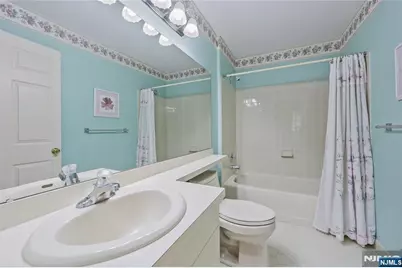 1134 Sycamore Lane, Mahwah, NJ 07430 - Photo 8