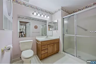 1134 Sycamore Lane, Mahwah, NJ 07430 - Photo 14