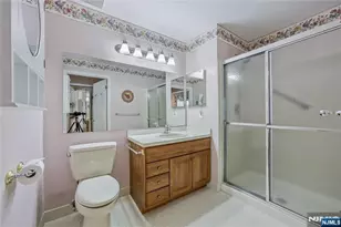 1134 Sycamore Ln, Mahwah, NJ 07430 - Photo 14