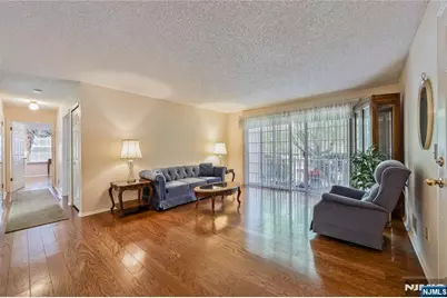 1134 Sycamore Lane, Mahwah, NJ 07430 - Photo 2
