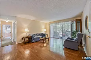 1134 Sycamore Ln, Mahwah, NJ 07430 - Photo 2