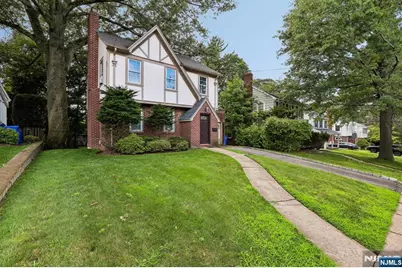22 Elm Street, Tenafly, NJ 07670 - Photo 2