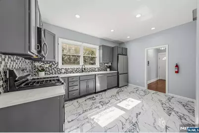 17 Boyden Parkway 1 #1, Maplewood, NJ 07040 - Photo 14
