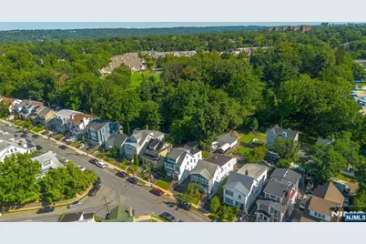 17 Boyden Parkway 1 #1, Maplewood, NJ 07040 - Photo 18