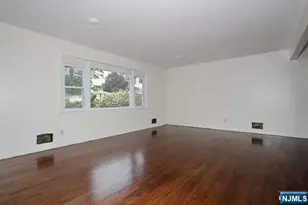 7-32 Richard St, Fair Lawn, NJ 07410 - Photo 4