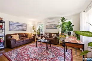 640 New York Ave, Lyndhurst Township, NJ 07071 - Photo 8