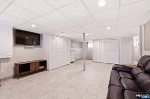 640 New York Ave, Lyndhurst Township, NJ 07071 - Photo 24
