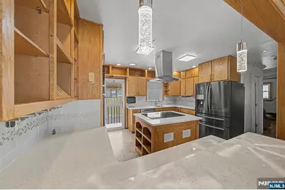 92 Blauvelt Avenue, Bergenfield, NJ 07621 - Photo 16