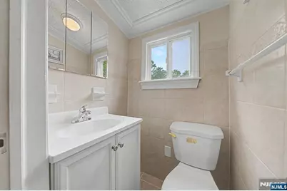 92 Blauvelt Avenue, Bergenfield, NJ 07621 - Photo 22