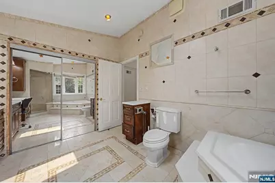 92 Blauvelt Avenue, Bergenfield, NJ 07621 - Photo 14