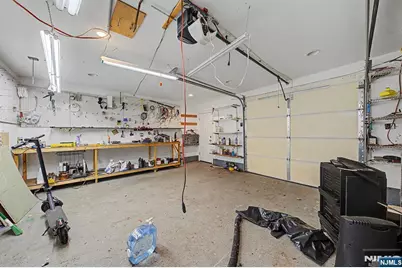 92 Blauvelt Avenue, Bergenfield, NJ 07621 - Photo 34