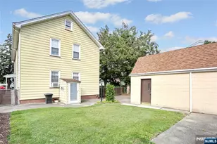 215 Walter Ave, Hasbrouck Heights, NJ 07604 - Photo 20