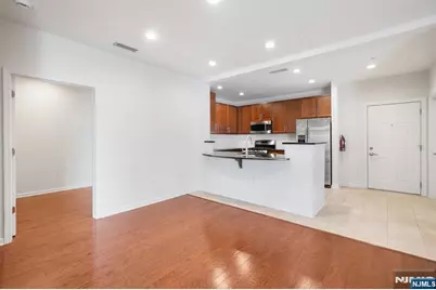 3308 Riverview Avenue 308 #308, Englewood, NJ 07631 - Photo 16