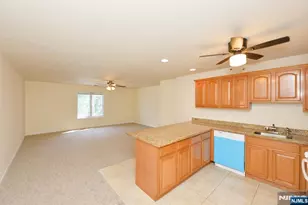195 N Washington Ave D, Bergenfield, NJ 07621 - Photo 4