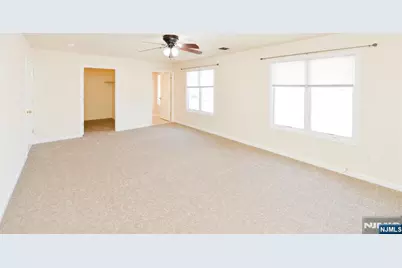 195 N Washington Avenue D #D, Bergenfield, NJ 07621 - Photo 12