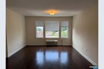 307 Gorge Road 501 #501, Cliffside Park, NJ 07010 - Photo 2