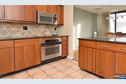 326 Prospect Phj #PHJ, Hackensack, NJ 07601 - Photo 8