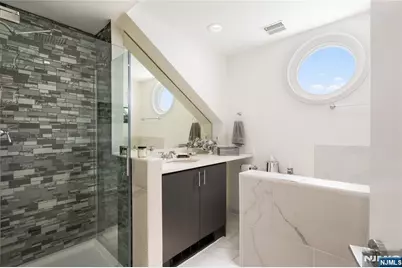 600 Harbor Boulevard 1146 #1146, Weehawken, NJ 07086 - Photo 8