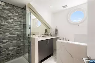 600 Harbor Blvd 1146, Weehawken, NJ 07086 - Photo 8