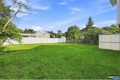 177 Truman Terrace, Paramus, NJ 07652 - Photo 32