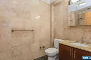 17 Meadow Road 310, Rutherford, NJ 07070 - Photo 18