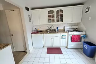 2209D Center Ave D, Fort Lee, NJ 07024 - Photo 6