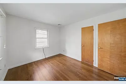 27 Oswego Avenue, Oakland, NJ 07436 - Photo 10