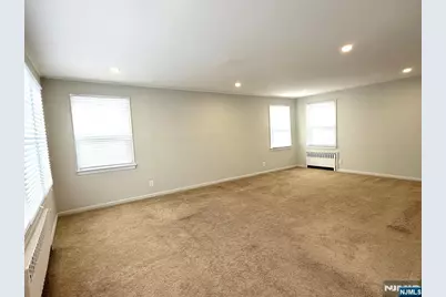 8-04 Saddle River Road D #D, Fair Lawn, NJ 07410 - Photo 2