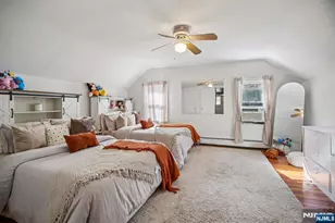 369 Queens Ct, Ridgewood, NJ 07450 - Photo 10