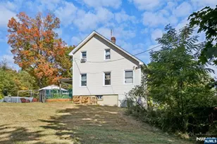 369 Queens Ct, Ridgewood, NJ 07450 - Photo 28