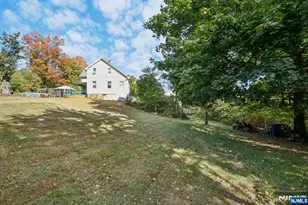 369 Queens Ct, Ridgewood, NJ 07450 - Photo 26