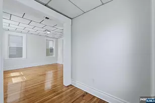 250 Elmwood Ave, East Orange, NJ 07018 - Photo 18